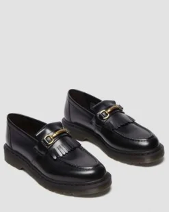 Adrian Snaffle Smooth-läderloafers med tofs in Svart