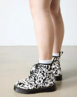 1460 Bex Dalmatian-kängor i Hair On-läder in Cream & Svart