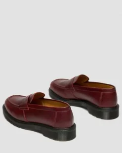 Delapre Penny loafers in Vinröd