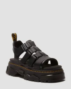 Mattison 3 Sandaler med rem in Svart