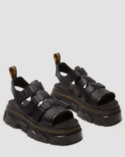 Mattison 3 Sandaler med rem in Svart
