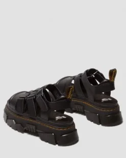 Mattison 3 Sandaler med rem in Svart