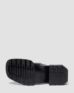 MAYBOLE LOAFERS I PLISSERAT LÄDER MED FYRKANTIGA TÅR in Svart