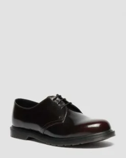 Mayfare-skor i Rub Off-läder in Cherry Red