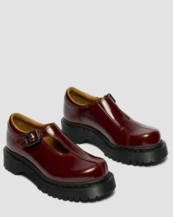 Rejena Mary Jane lackerade läderskor in Cherry Red