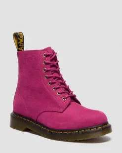 1460 SNÖRKÄNGOR I MILLED NUBUCK-LÄDER in Rosa